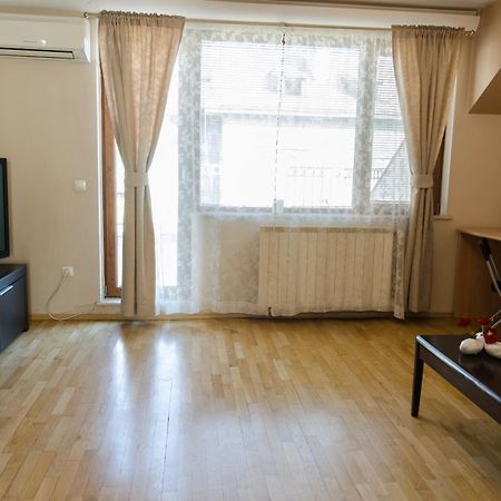 Vip Apartments Sofia Luaran gambar