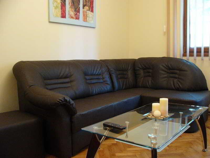 Vip Apartments Sofia Luaran gambar